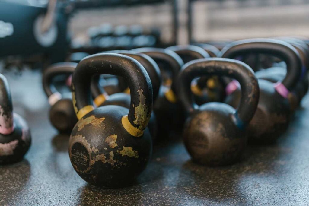 SHOULD YOU USE KETTLEBELLS DURING EXERCISE?
